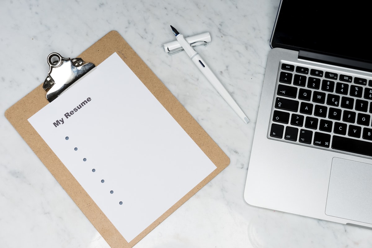 Organized documents and folders for file-heavy knowledge work